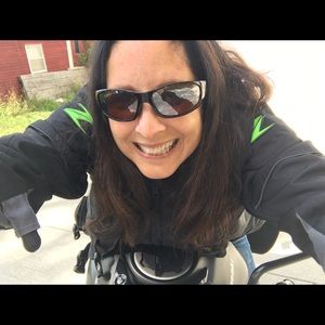 Meet your Posher, Tina